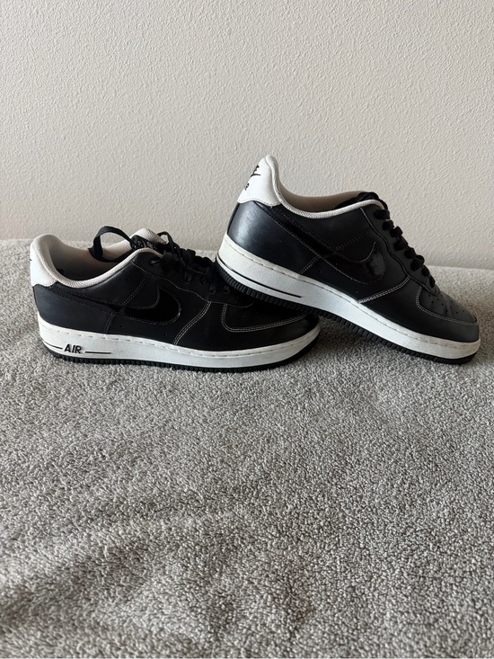 Nike Other - Nike Low-Top Sneakers in Black and White Trim